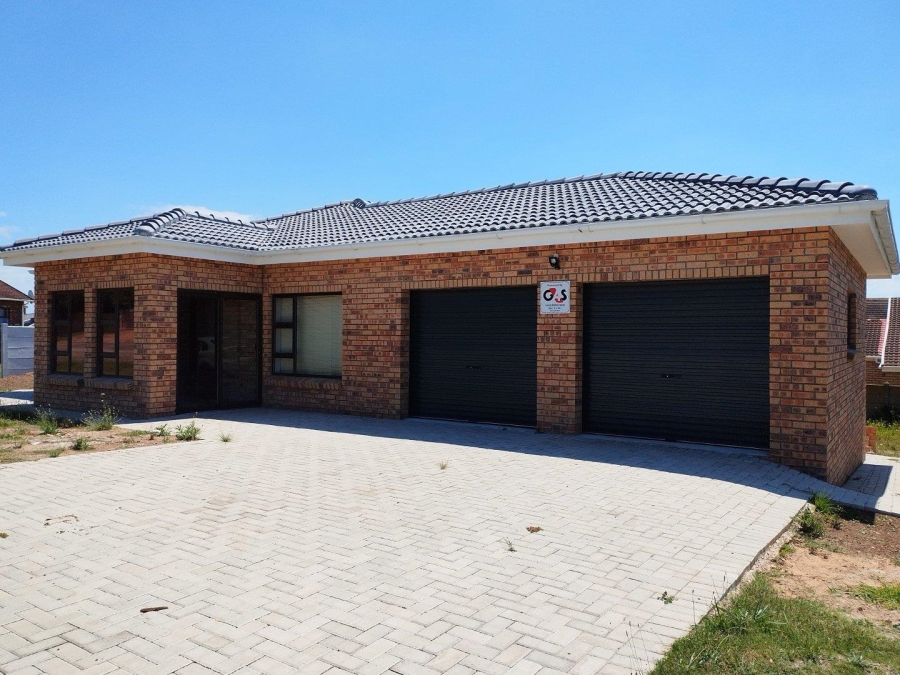 3 Bedroom Property for Sale in Wavecrest Eastern Cape